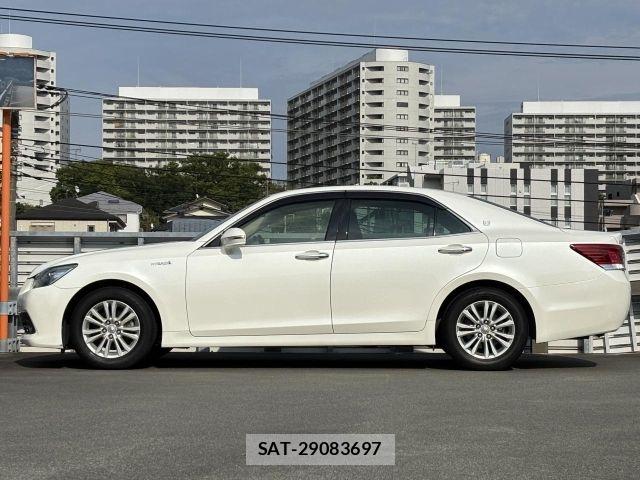 Toyota CROWN SEDAN 2014-06 8098673-17