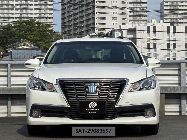 Toyota CROWN SEDAN 2014-06 8098673-19