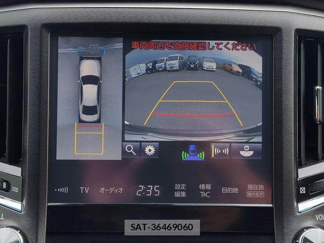 Toyota CROWN SEDAN 2017-11 8098660-19