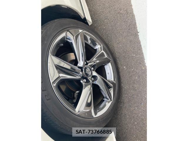 Toyota CROWN SEDAN 2018-07 8098666-16