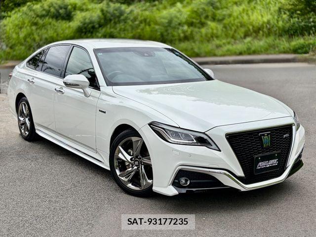 Toyota CROWN SEDAN 2019-03 8098667-0