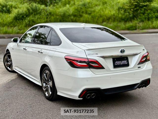Toyota CROWN SEDAN 2019-03 8098667-1