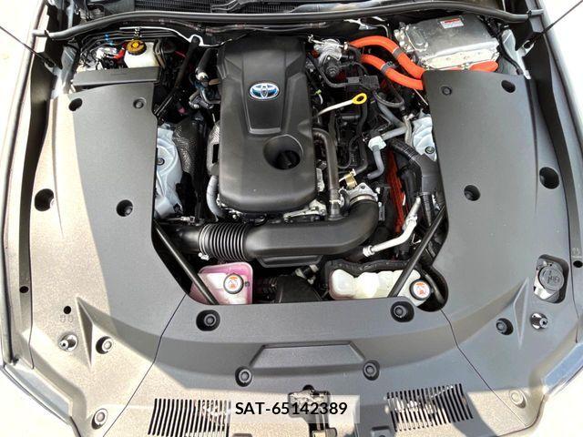 Toyota CROWN SEDAN 2022-03 8098657-18