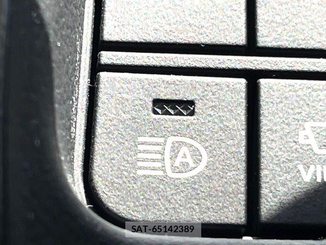 Toyota CROWN SEDAN 2022-03 8098657-7