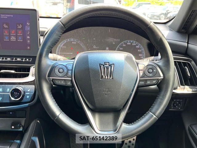 Toyota CROWN SEDAN 2022-03 8098657-8