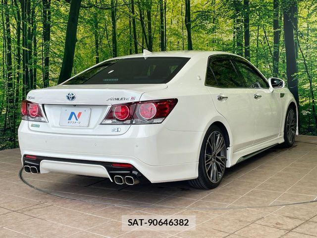 Toyota CROWN SEDAN 2016-05 8098663-17