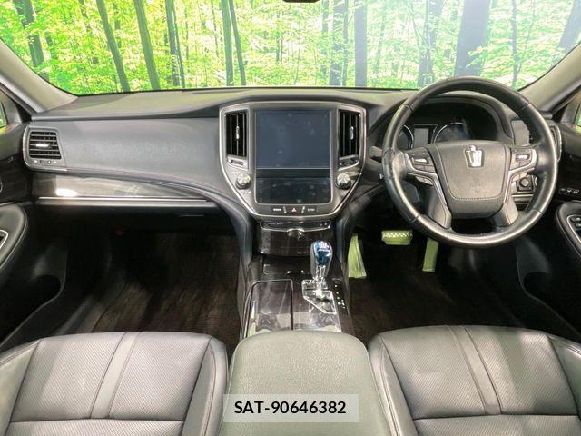 Toyota CROWN SEDAN 2016-05 8098663-1