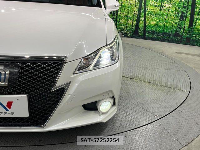 Toyota CROWN SEDAN 2015-03 8098674-11