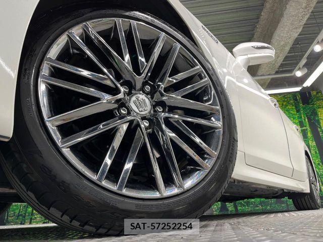 Toyota CROWN SEDAN 2015-03 8098674-12