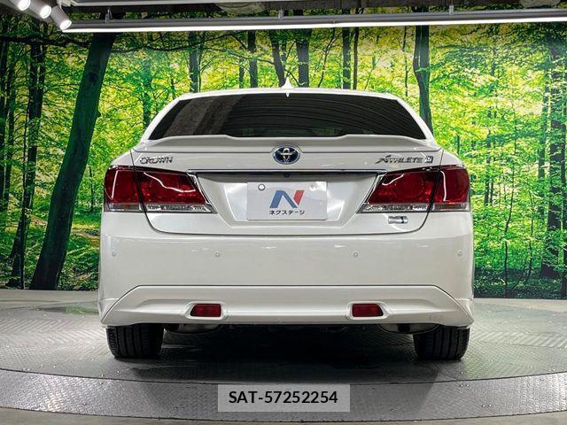 Toyota CROWN SEDAN 2015-03 8098674-14