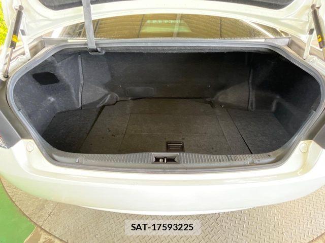 Toyota CROWN SEDAN 2016-10 8098668-10