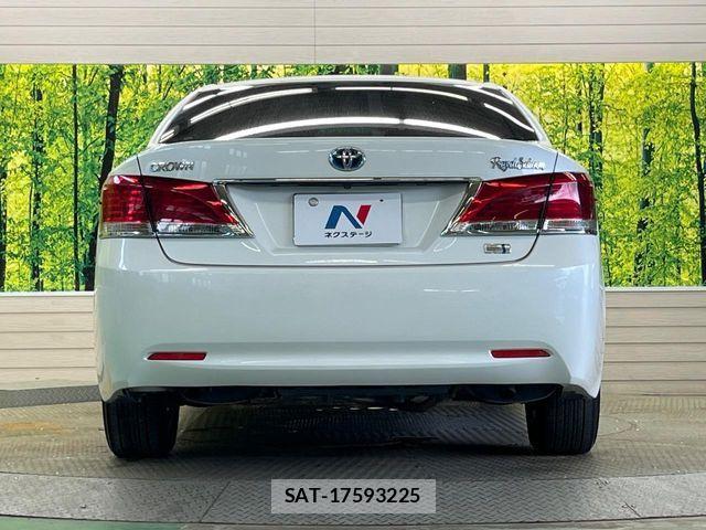 Toyota CROWN SEDAN 2016-10 8098668-14