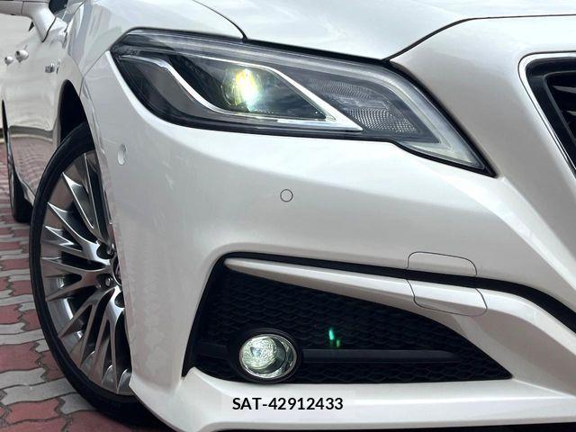 Toyota CROWN SEDAN 2019-09 8129525-10