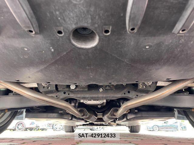 Toyota CROWN SEDAN 2019-09 8129525-18