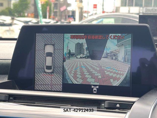 Toyota CROWN SEDAN 2019-09 8129525-2