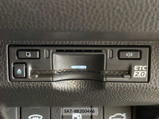 Toyota CROWN SEDAN 2026-04 8129510-14