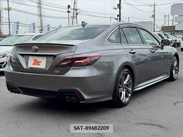 Toyota CROWN SEDAN 2021-09 8129513-14