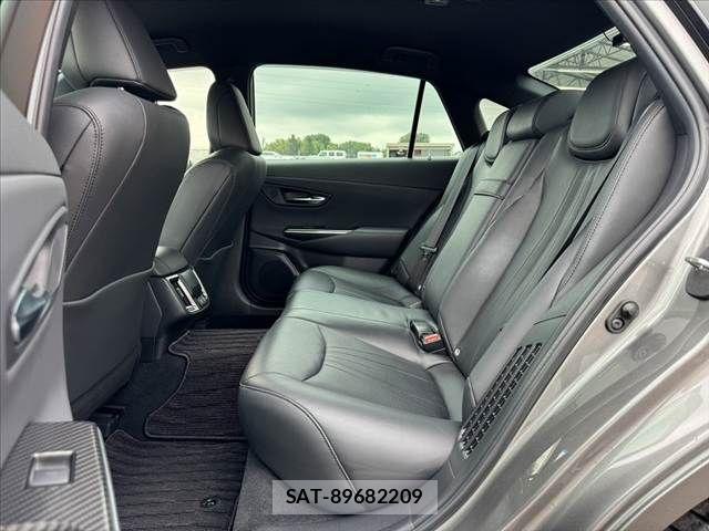 Toyota CROWN SEDAN 2021-09 8129513-17