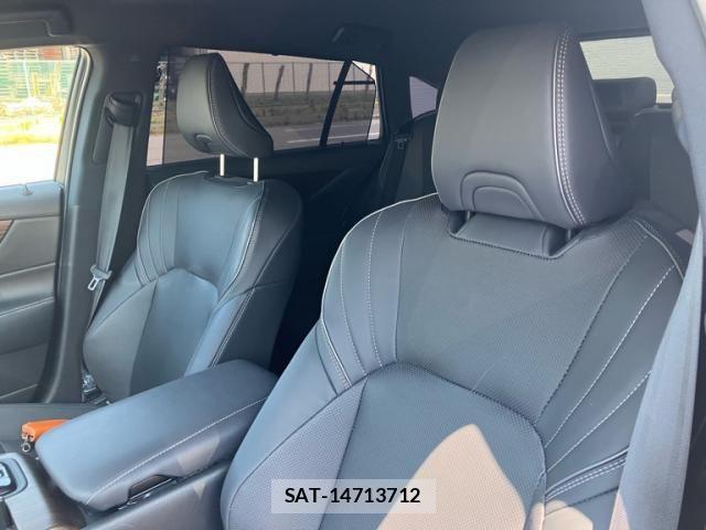 Toyota CROWN SEDAN 2024-12 8129509-13