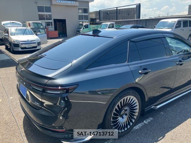 Toyota CROWN SEDAN 2024-12 8129509-5