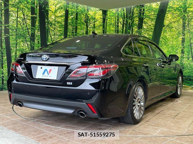 Toyota CROWN SEDAN 2021-06 8129519-16