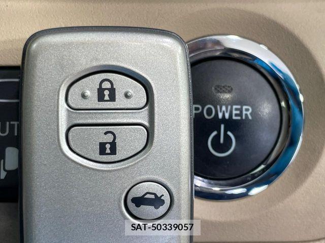 Toyota CROWN SEDAN 2009-07 8145626-6