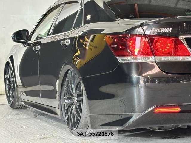 Toyota CROWN SEDAN 2013-11 8145624-2