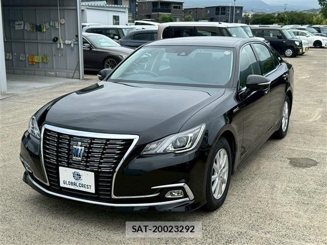 Toyota CROWN SEDAN 2017-06 8158212-9