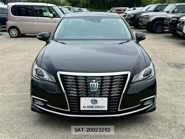 Toyota CROWN SEDAN 2017-06 8158212-8