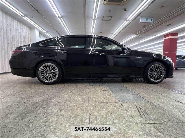 Toyota CROWN SEDAN 2021-09 8158209-14