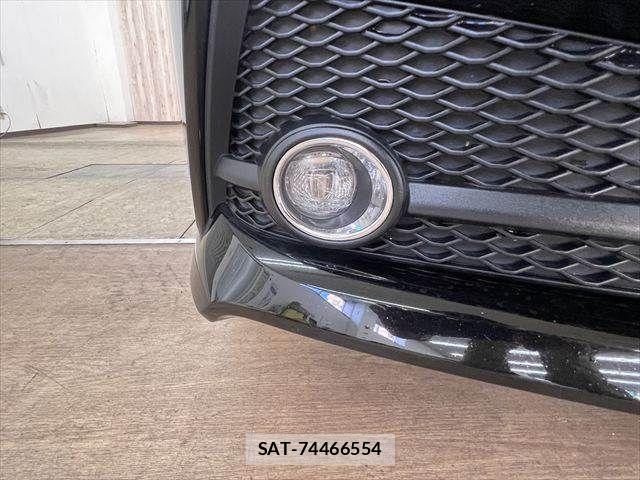 Toyota CROWN SEDAN 2021-09 8158209-22