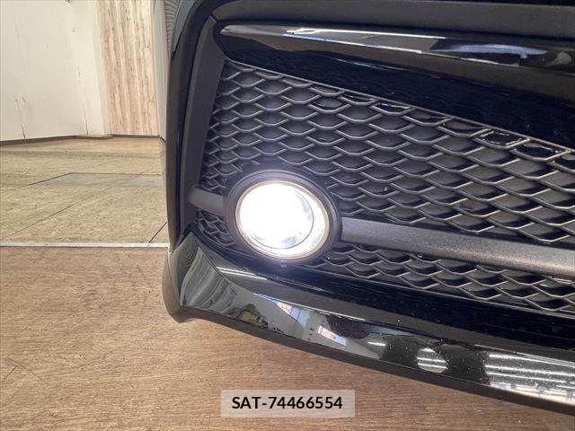 Toyota CROWN SEDAN 2021-09 8158209-29