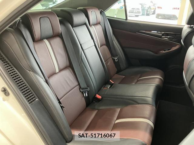 Toyota CROWN SEDAN 2015-04 8158210-9