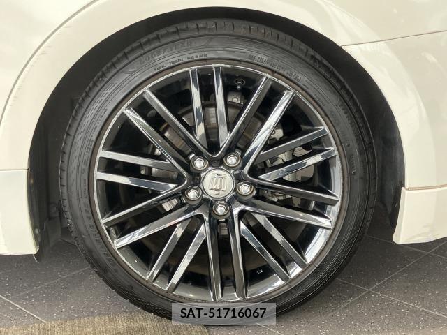 Toyota CROWN SEDAN 2015-04 8158210-16
