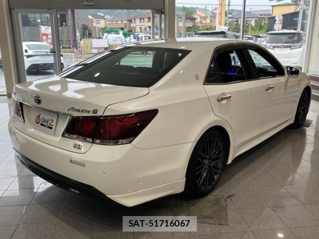 Toyota CROWN SEDAN 2015-04 8158210-20