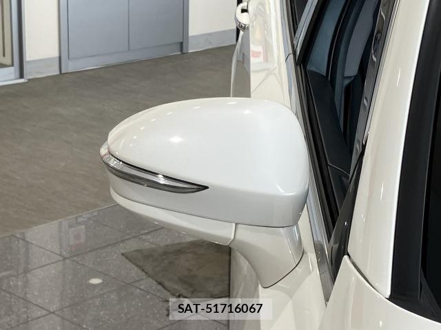 Toyota CROWN SEDAN 2015-04 8158210-29