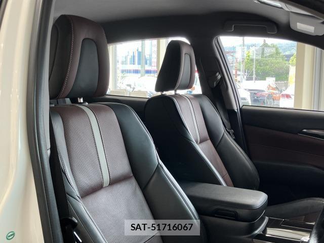 Toyota CROWN SEDAN 2015-04 8158210-8