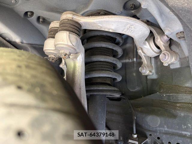 Toyota CROWN SEDAN 2018-08 8158211-19