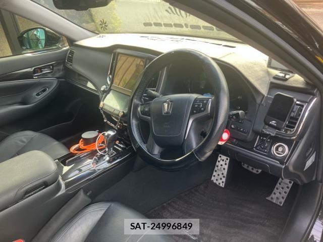Toyota CROWN SEDAN 2013-03 8158213-19