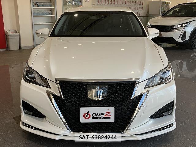 Toyota CROWN SEDAN 2017-12 8207048-11
