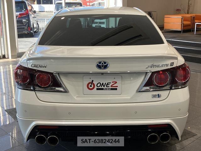 Toyota CROWN SEDAN 2017-12 8207048-12