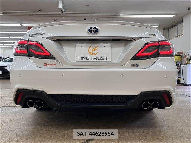 Toyota CROWN SEDAN 2021-11 8207041-17