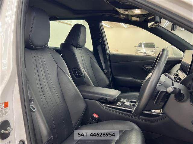 Toyota CROWN SEDAN 2021-11 8207041-7
