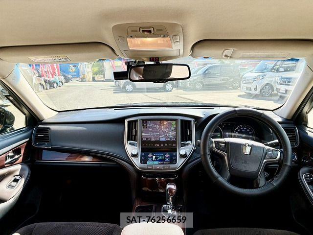 Toyota CROWN SEDAN 2014-12 8207062-9