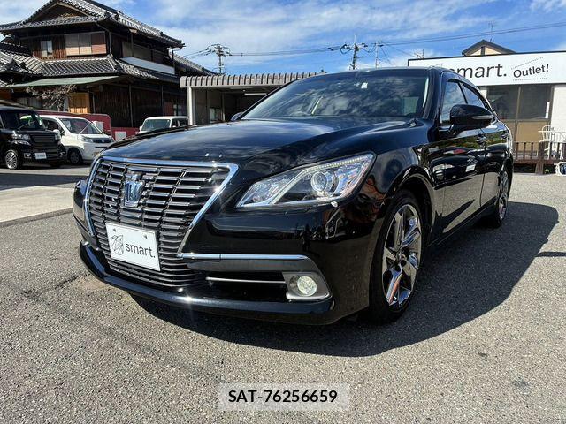 Toyota CROWN SEDAN 2014-12 8207062-1