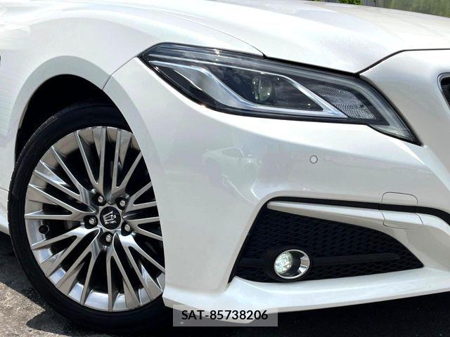 Toyota CROWN SEDAN 2020-01 8207049-11