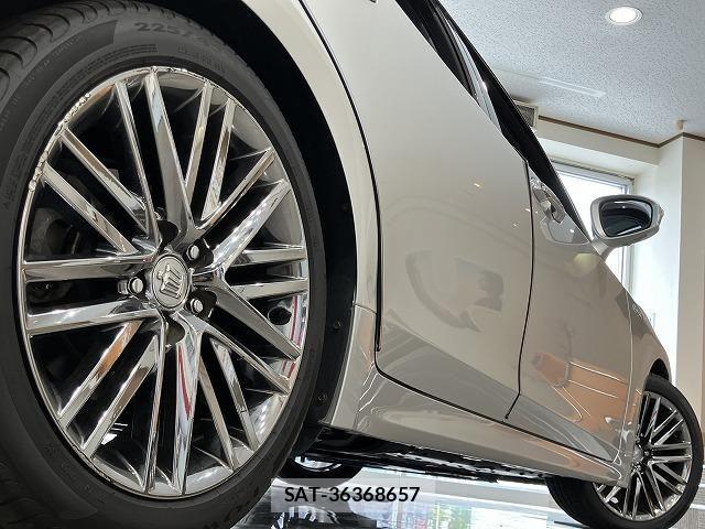 Toyota CROWN SEDAN 2015-08 8207052-9
