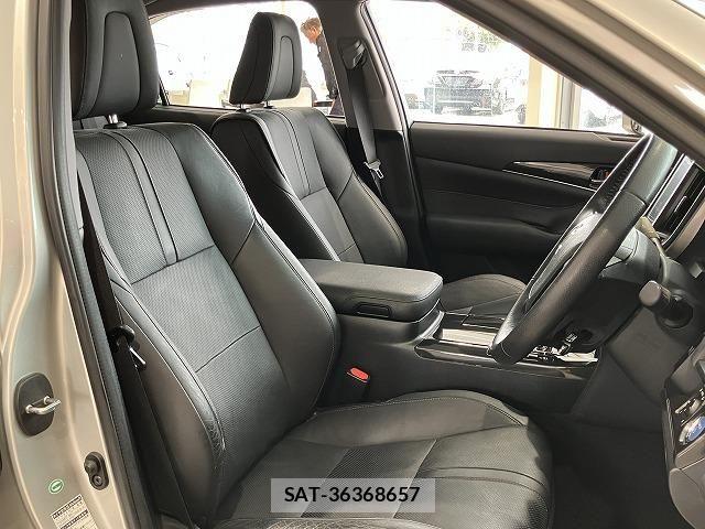 Toyota CROWN SEDAN 2015-08 8207052-7