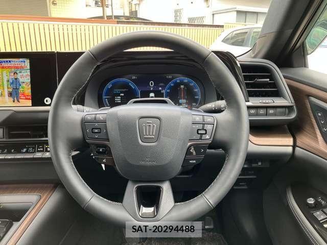 Toyota CROWN SEDAN 2024-03 8207024-10