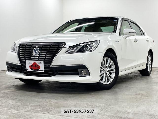 Toyota CROWN SEDAN 2013-03 8207058-0